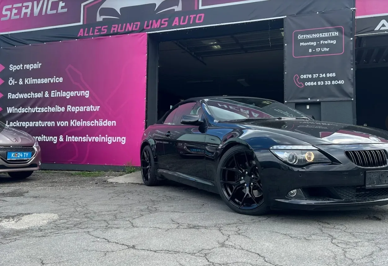 BMW Reparatur vor der Werkstatt Auto Service Herat